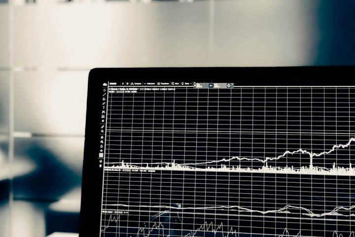 ماهیت مدلسازی معادلات ساختاری با ایموس