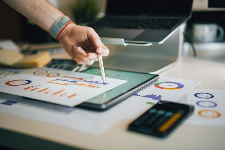 مراحل ارزیابی مدل اندازهگیری در تحلیل SmartPLS