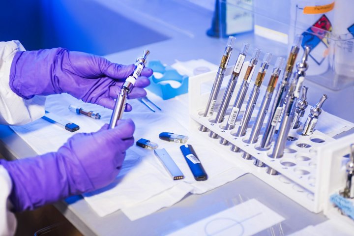 مدیریت خطاهای تجربی و تکرارپذیری در آزمایشگاه زیستشناسی