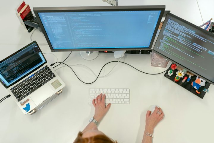 مراحل آماده‌سازی و پالایش داده‌ها در محیط RStudio