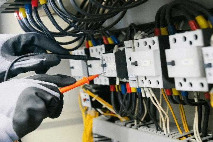گرایشهای مهندسی برق و الزامات فنی تدوین طرح